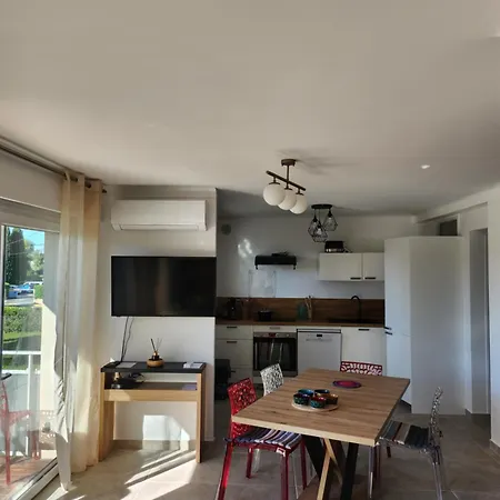 Apartment A Centre Frejus